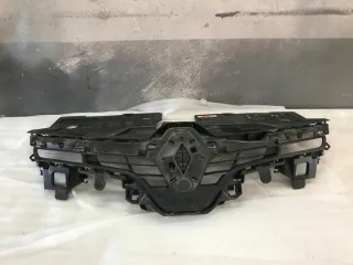 622561433 622561433R Решетка радиатора Renault Clio 4 Арт e3430198, вид 1