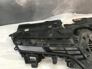 622561433 622561433R Решетка радиатора Renault Clio 4 Арт e3430198, вид 2