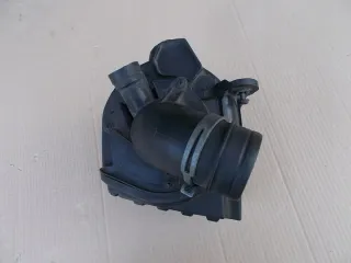 1K0129610B Корпус воздушного фильтра Volkswagen Golf 5 Арт e3455121, вид 4