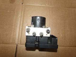 8M512M110AA Блок ABS Ford Focus 2 restailing Арт e3528385, вид 1