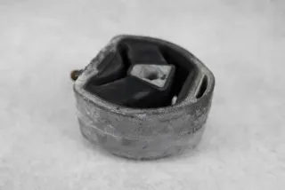  Подушка крепления КПП Volkswagen Passat B5 Арт e3671808, вид 4
