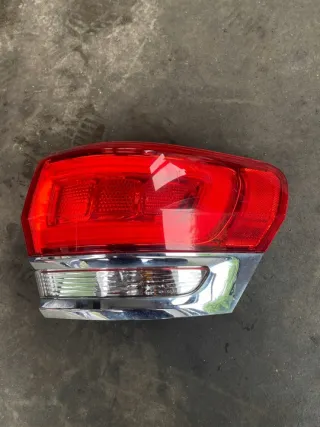 68110000AC Фонарь задний правый Jeep Grand Cherokee IV (WK2) Арт e3738079, вид 1