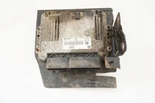 55205625 0281014194 Блок управления двигателем Opel Zafira B Арт e3751308, вид 2