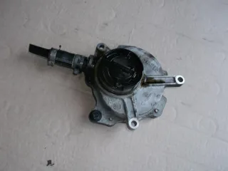 06D145100D Насос вакуумный Audi A4 B6 Арт e4019945, вид 1