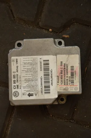 1C0909605C Блок AirBag Volkswagen Passat B5 Арт e4239220, вид 1