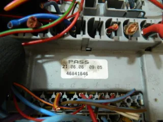 46841646 Блок предохранителей Fiat Panda 2 Арт e4276231, вид 4