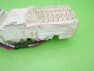 0K53B66730A Блок предохранителей Kia Sedona 1 Арт e4280666, вид 7