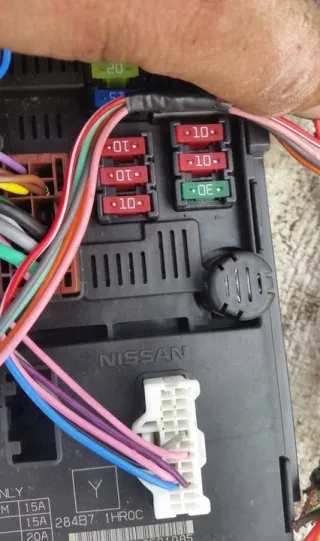 284B71HR0C 284B71TX2B Блок предохранителей Nissan Micra K13 Арт e4284923, вид 4