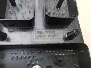 16V-BSI 13206751GY Блок предохранителей Opel Astra H Арт e4286914, вид 2