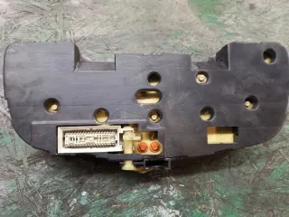 09228757 351184000 354130001 Щиток приборов (приборная панель) Opel Zafira A Арт e4721172, вид 3