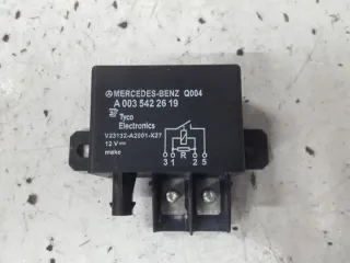 A0035422619 Блок управления (другие) Mercedes C W204 Арт e4737123, вид 1