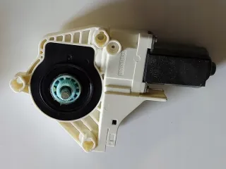 8T0959801B Моторчик стеклоподъемника Audi A5 (S5,RS5) 1 Арт e4821407, вид 3