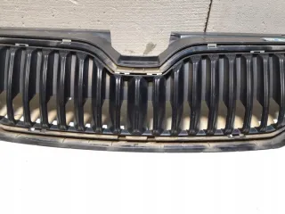 5E0853653 Решетка радиатора Skoda Octavia A7 Арт e4904236, вид 3