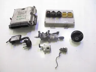 0281010290 P04727661AC 04690918AB P04686665AC P04748079AF Блок управления двигателем Chrysler Voyager 4 Арт e4975055, вид 1