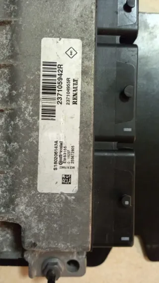 1,2TCE 237105942R Блок управления двигателем Renault Scenic 3 Арт e4975720, вид 2