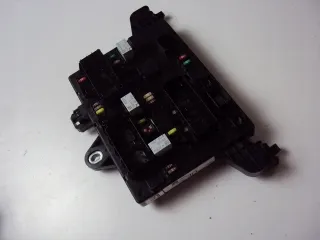 365927271 Блок предохранителей Opel Zafira C Арт e4999944, вид 1