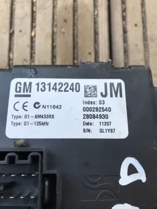 13142240 Блок предохранителей Opel Corsa D Арт e5063379, вид 4