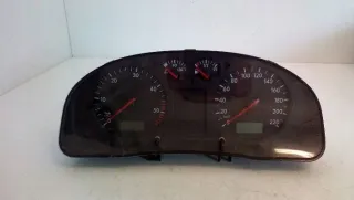 3B1919880C Щиток приборов (приборная панель) Volkswagen Passat B5 Арт e5069959, вид 1