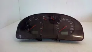 3B1919880C Щиток приборов (приборная панель) Volkswagen Passat B5 Арт e5069959, вид 3
