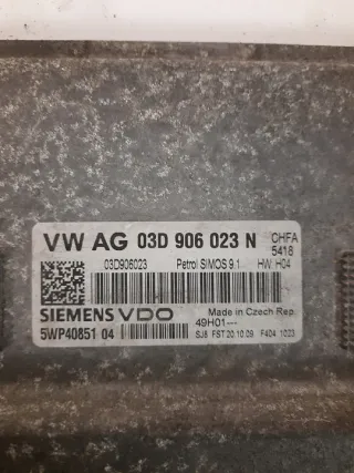 03D906023N Блок управления двигателем Skoda Fabia 2 Арт e5110889, вид 4