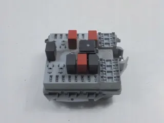 46835593 Блок предохранителей Fiat Punto 2 Арт e5154527, вид 6