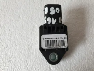 A1698202226 Датчик удара Mercedes A W169 Арт e5201649, вид 1