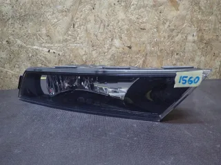 3V0941700 Фара противотуманная правая Skoda Superb 3 Арт e5243557, вид 1
