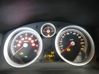 13230590 Щиток приборов (приборная панель) Opel Zafira B Арт e5253459, вид 1