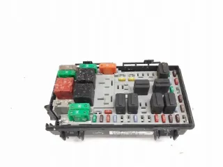 13217392 13217392EF Блок предохранителей Opel Corsa D Арт e5271141, вид 1