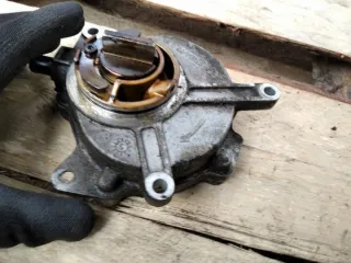 06D145100 Насос вакуумный Audi A4 B6 Арт e5354745, вид 6