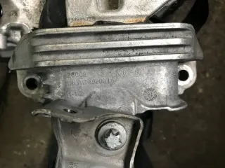  Подушка крепления КПП Mercedes A W176 Арт e5474975, вид 3