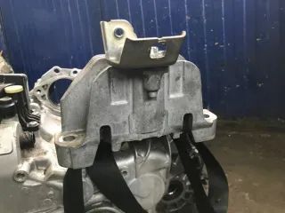  Подушка крепления КПП Mercedes A W176 Арт e5474975, вид 8