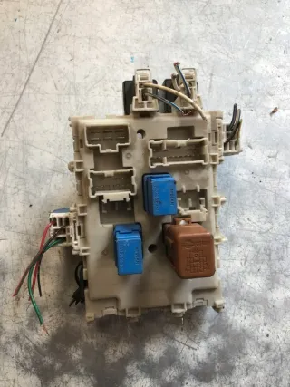 24350AV700 Блок предохранителей Nissan Primera 12 Арт e5544595, вид 3