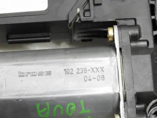 7L0959704 Моторчик стеклоподъемника Volkswagen Touareg 1 Арт e5637687, вид 9