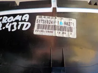 51735924 0000000000 Щиток приборов (приборная панель) Fiat Croma 2 Арт e5736384, вид 2