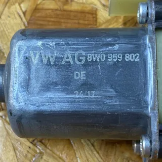 8W0959801 8W0959802 Моторчик стеклоподъемника Audi Q7 4M Арт e5797829, вид 3