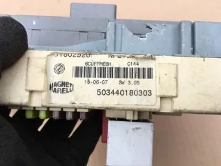 51802928 503440180303 Блок предохранителей Fiat Bravo 2 Арт e5851072, вид 2