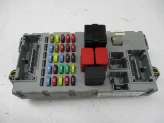 51744898 46520600 Блок предохранителей Fiat Punto 2 Арт e5926653, вид 1