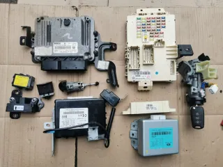 39111-2A952 0281019360 Блок управления двигателем Kia Ceed 2 Арт e5962877, вид 1