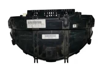 2049004500 A2049004500 Щиток приборов (приборная панель) Mercedes C W204 Арт e5966650, вид 2