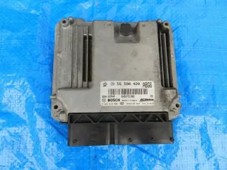 55590420 0281019088 Блок управления двигателем Opel Zafira C Арт e6093367, вид 1