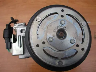 DS7H-19D629-HF Компрессор кондиционера Ford Kuga 2 Арт e6110702, вид 8