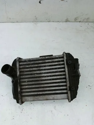8E0145805P Интеркулер Audi A4 B6 Арт e6142729, вид 2