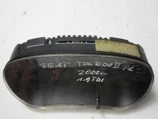 1M0920801B Щиток приборов (приборная панель) Seat Toledo 2 Арт e6197242, вид 4
