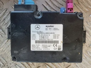 A2059000219 Блок комфорта Mercedes C W205 Арт e6213906, вид 1