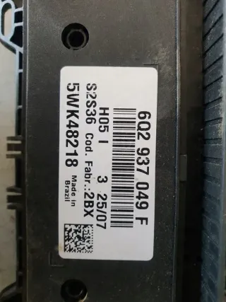03D906023 Блок управления двигателем Volkswagen Polo 5 Арт e6223350, вид 3