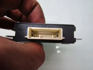 89100-30151 5011-8083 Блок управления (другие) Lexus IS 3 Арт e6581017, вид 4