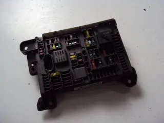693168704 Блок предохранителей BMW X5 E70 Арт e6586813, вид 2