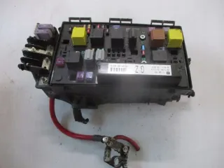 13206752 Блок предохранителей Opel Astra H Арт e6633059, вид 3