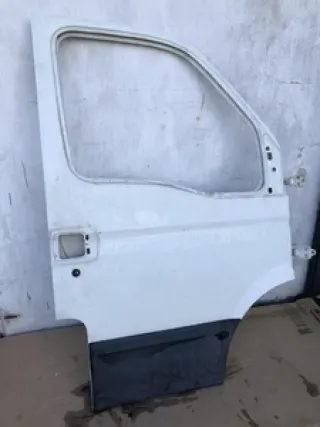  Дверь передняя правая Iveco Daily 2 Арт e6666843